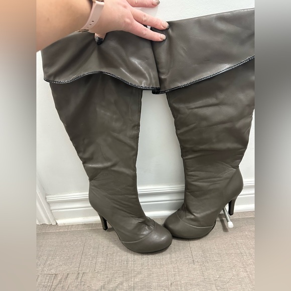 Grey Slouch Boots - Picture 8 of 9